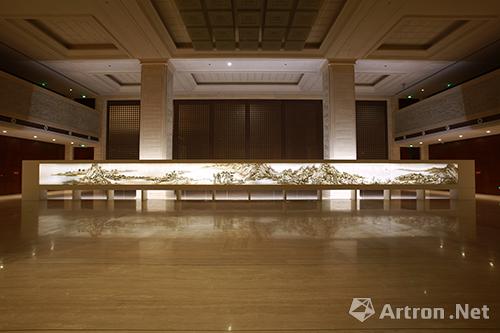 徐冰,《背后的故事-富春山居图》作品正面,综合材料装置,2014年