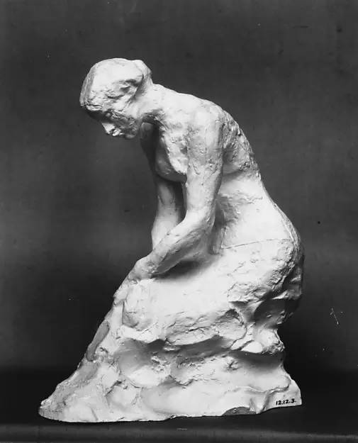 《下跪的少妇》（Young woman kneeling），石膏，1912