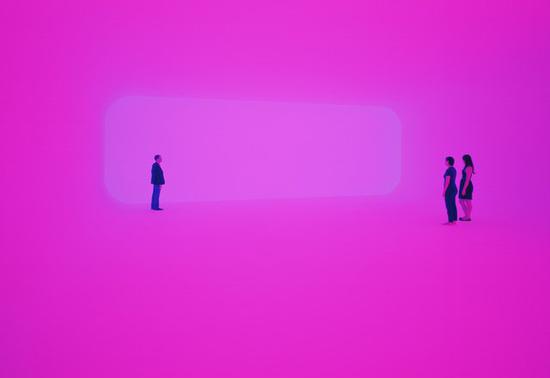 詹姆斯·特瑞尔《Breathing Light》，2013年。图片：致谢Pace Gallery