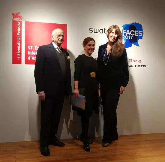 国际著名独立策展人温琴佐·桑福Vincenzo Sanfo（左）威尼斯双年展副主席 Debora Rossi（右）