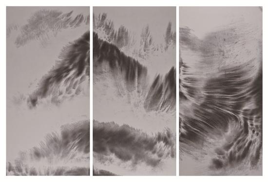 韩言松，无题，纸本水墨，132×65cm×3，2015
