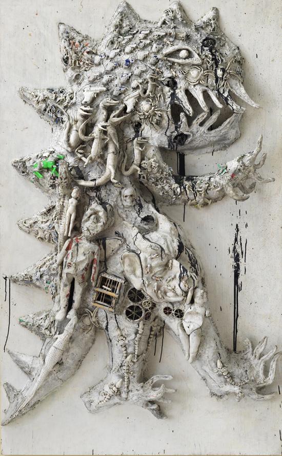 法国艺术家Niki de Saint Phalle的作品《霸王龙》（1963）