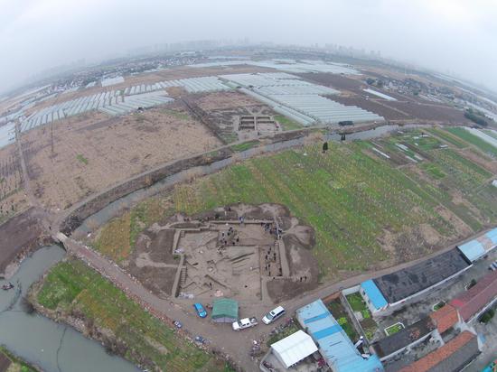 2015年度青龙镇遗址考古发掘航拍图