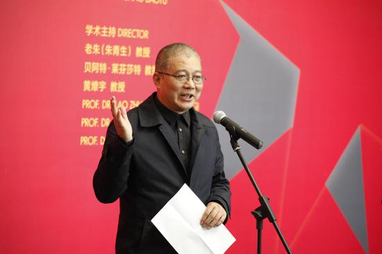 参展艺术家代表、中国文联副主席、中国美术学院院长许江致辞