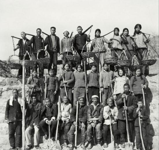 老照片70年代的中国农村
