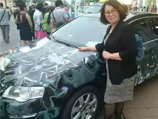志愿者,CCTV著名主持人张越和她的车