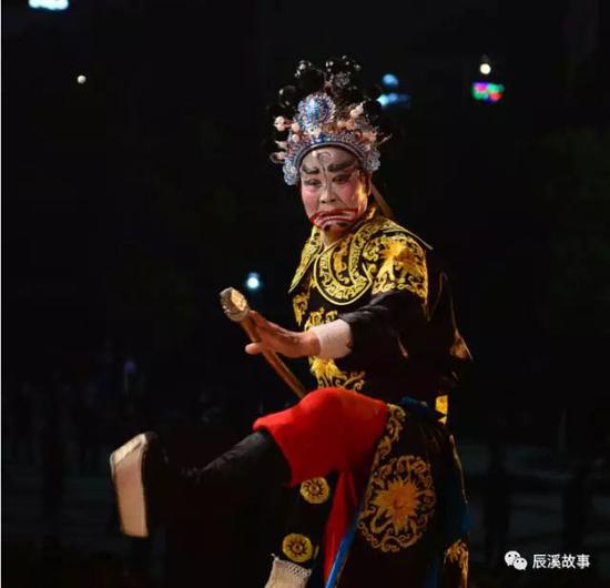 大戏即辰和高腔表演 彭本胜摄