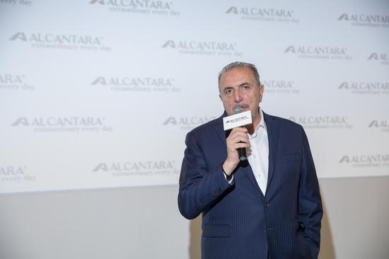 Alcantara主席兼首席执行官Andrea Boragno先生发表讲话