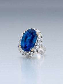 26.68克拉斯里兰卡蓝宝石配钻石戒指，无热处理，附GRS证书