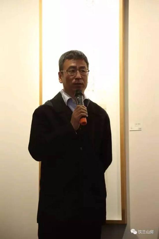 着名主持人白岩松先生致辞