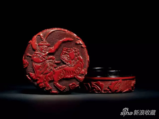 ★1166 明?剔红胡人戏狮圆盒