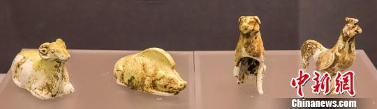 还有不少千年前的动物陶俑，栩栩如生。吴小宝 摄