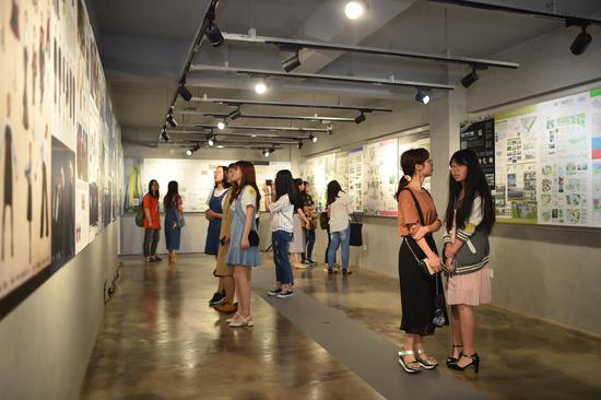 上海商学院艺术设计学院2017届优秀毕业设计作品展 展览现场