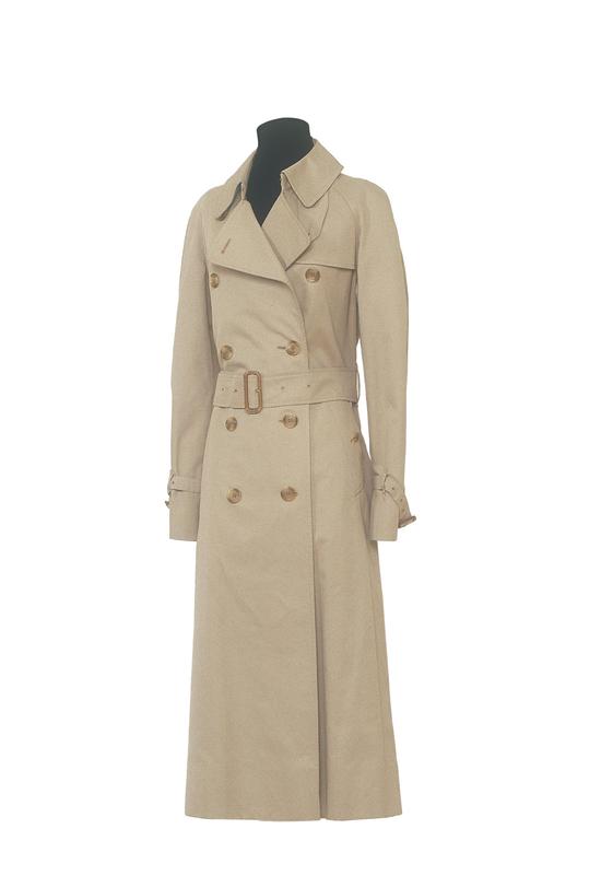 BURBERRY TRENCH COAT