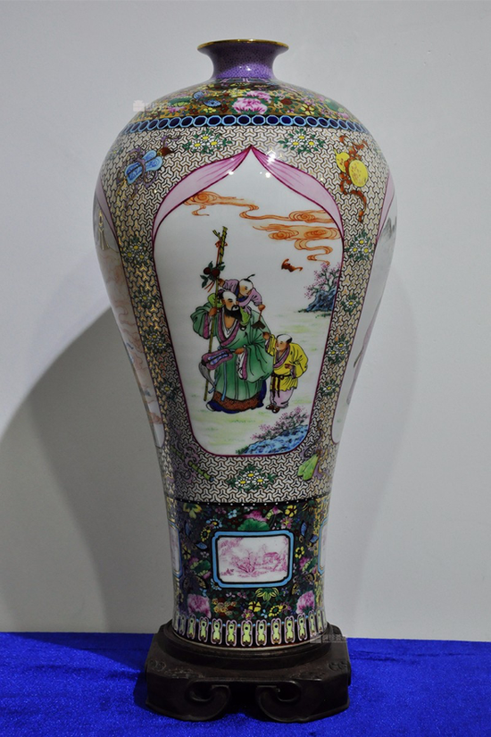 《吉祥》广彩,赵艺明,手工测量高45cm,宽23cm