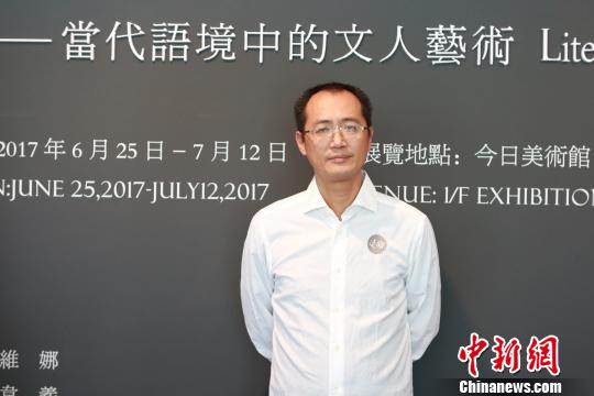 艺术家、策展人,邱志杰 寄于文 摄