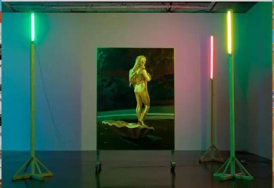 仇晓飞 《奥特莱斯的维纳斯》 480×470×358 cm 布面油画、灯光、木 2013
2017年北京保利春拍“尤伦斯男爵藏中国艺术品专场”作品
成交价149.5万元