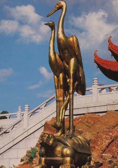《黄鹤归来》 高5米 黄铜 1985年 武汉黄鹤楼