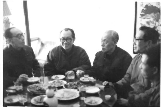 左起:叶盛兰、许麟庐、何海霞、萧盛萱