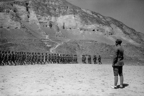 八路军军队，延安，1938年5月。