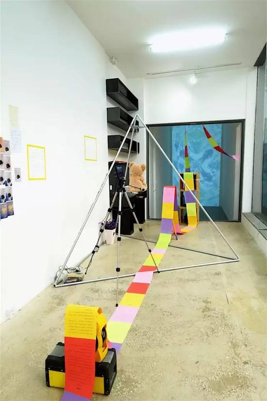 一楼展示区，很“卡塞尔”的风格有没有？