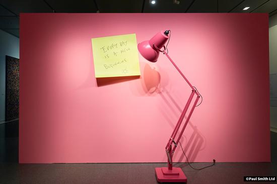 巨型台灯 Anglepoise / Every day is a new beginning