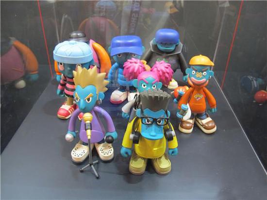 彩神vll绿联科技筹备港交所上市；小鹏公布中东非市场进展丨出海周报