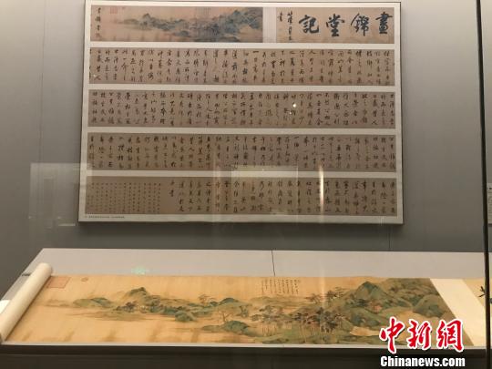 图为本次展览展出的作品 胡哲斐 摄