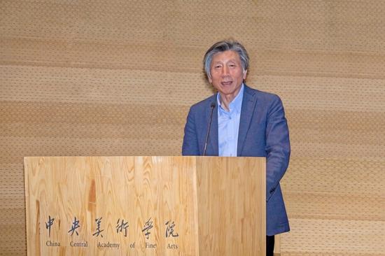 中央美术学院院长、中国美术家协会副主席、国家艺术教育委员会副主任,范迪安致开幕辞