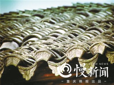 青瓦屋面,雕刻工艺精细