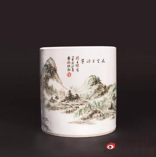 701陈松 民国浅绛彩山水笔筒 RMB 3.45万元