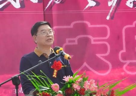 中国国际书画艺术研究会副会长赵天民先生致辞