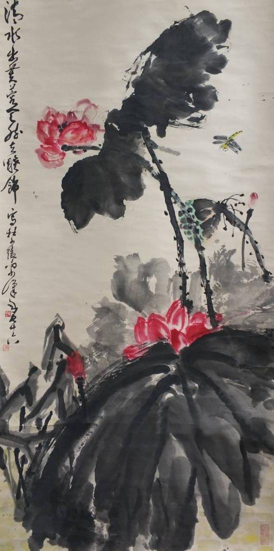 邓少峰 清水芙蓉

　　尺寸：136×67cm 约8.20平尺 立轴