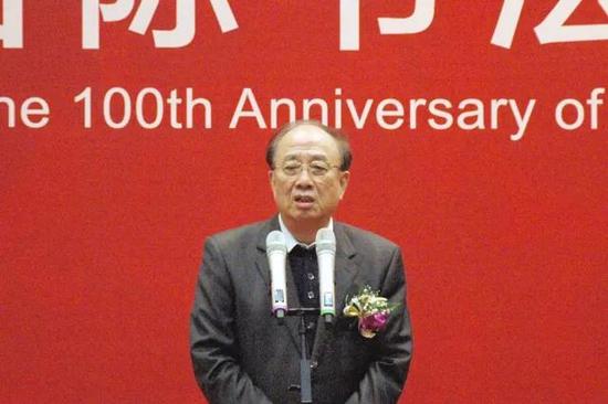 原全国政协常委、全国政协外事委员会主任赵启正讲话。