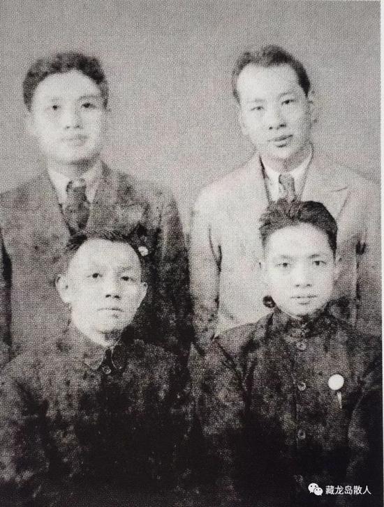 1935年 彭友贤（后排左1）与彭友善（前排右1）摄于南昌