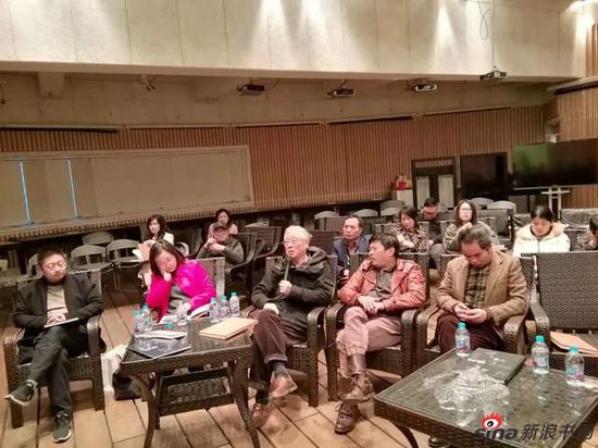 文化部艺术司近现代美术研究委员会委员,美术理论家,上海美院教授博导潘耀昌教授为“问道水墨”学术主持