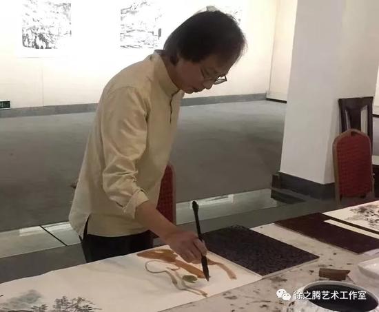 杨涪林创作小品