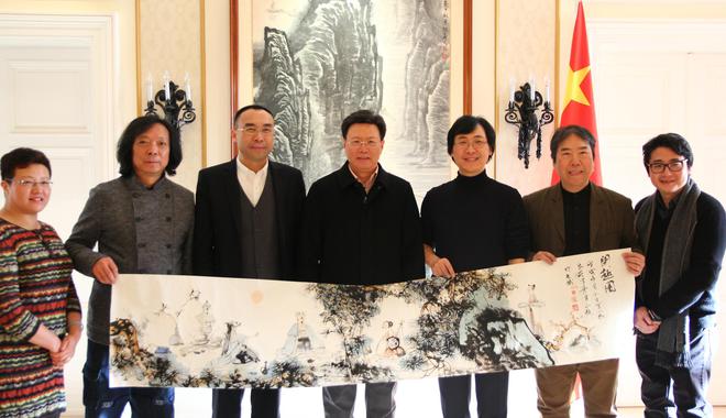 新浪聚焦|中国古典诗词演唱与书画的演绎