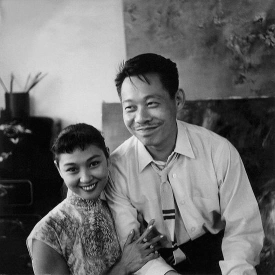 赵无极与第二任妻子陈美琴，1958年5月，香港