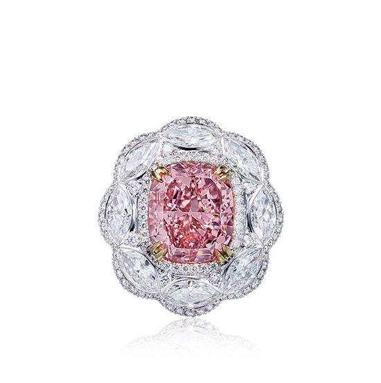 浓彩粉红色10.03克拉钻石和钻石戒指