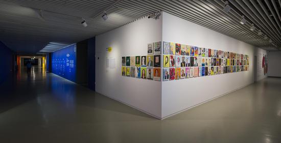 《118幅肖像画系列》，横尾忠则，卡地亚当代艺术基金会“陌生风景”展览现场，上海当代艺术博物馆