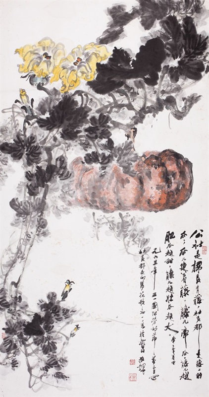 3。张振铎《公社常青藤》中国画 175cm×92cm 1965年 湖北美术馆藏