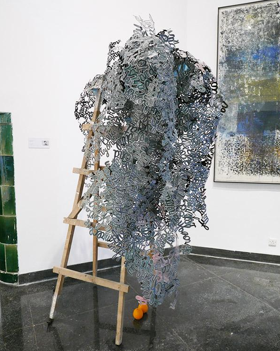 马克·福克斯 Mark Fox 《无题》,木制雕塑,2018年