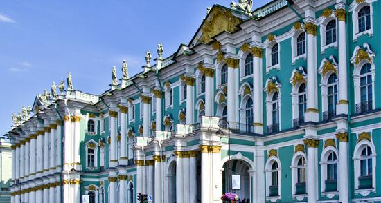 俄罗斯冬宫外景图
