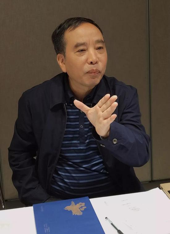 上海工艺美术行业协会会长耿鸿民