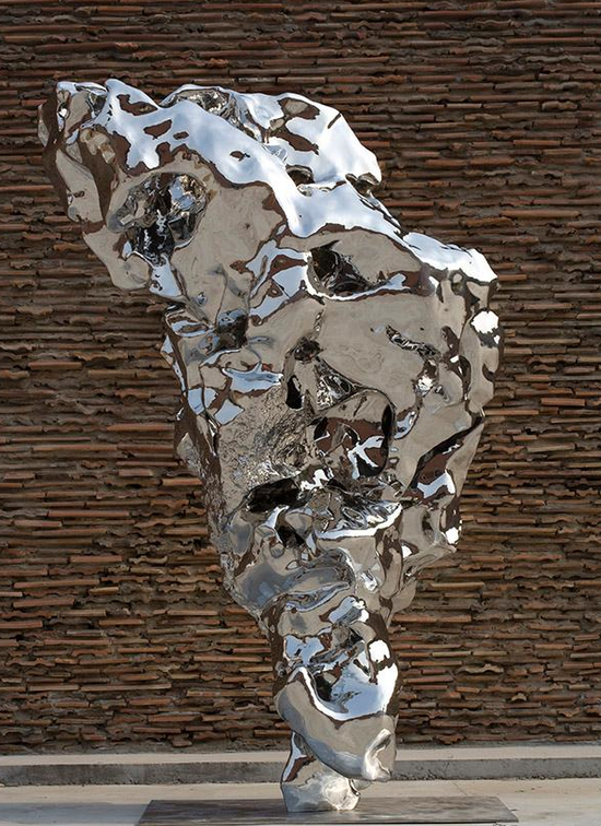 假山石175# 277×151×97cm 2007-2016 年 不锈钢