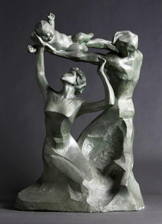 30。王福臻《黄金时代》石膏78cm×54cm×38cm 1985年 湖北美术馆藏