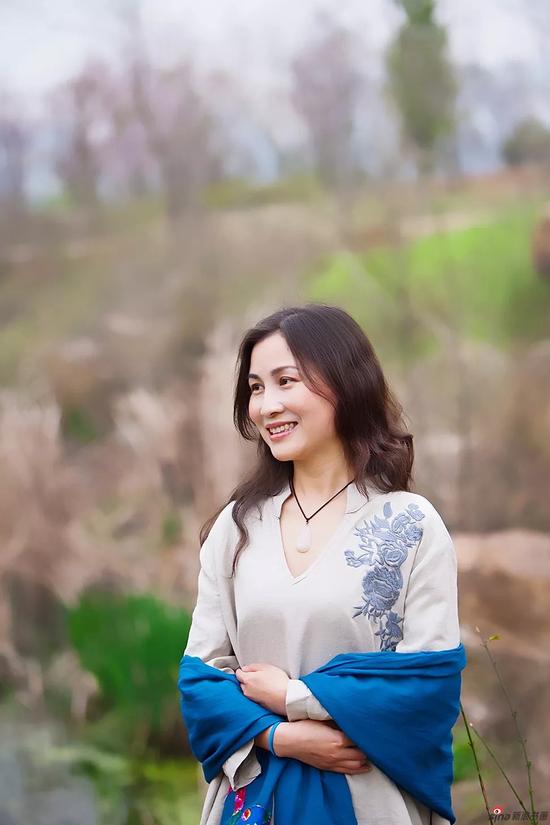 诸葛丽娜