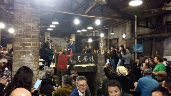 开幕式现场 批评家王林致辞