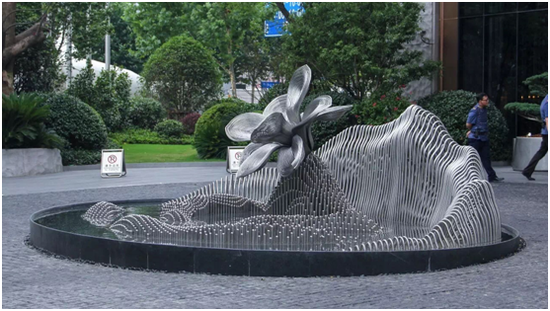 水中花(与黄齐成合作) 不锈钢 高170cm 上海万达瑞华酒店 2016年
